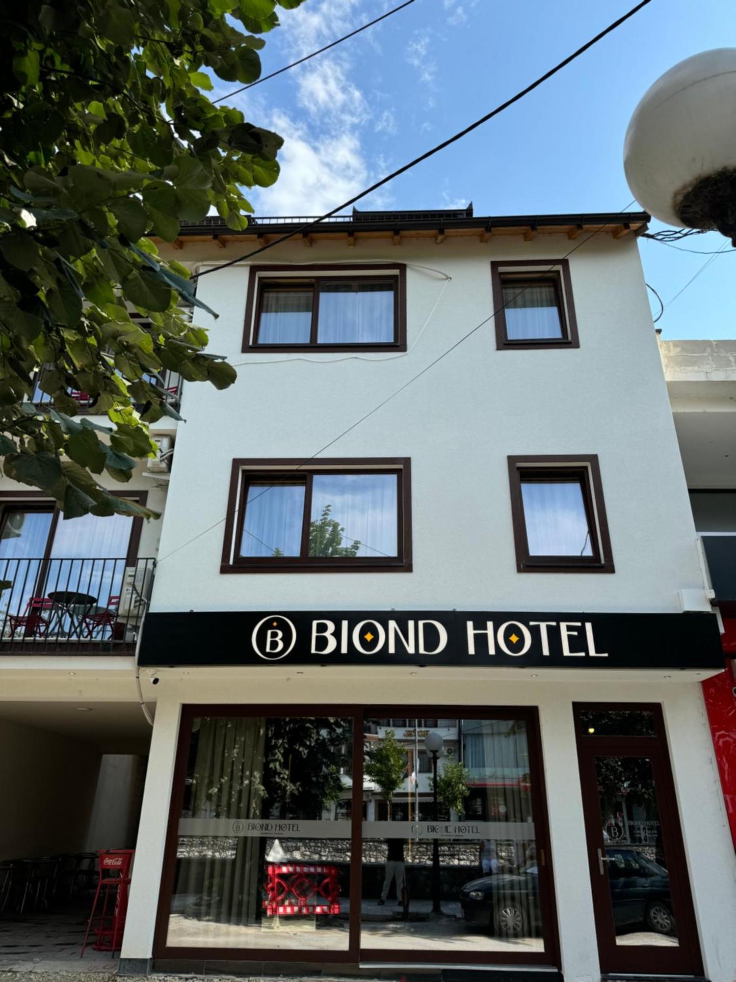 Biond Hotel พริเซรน ภายนอก รูปภาพ