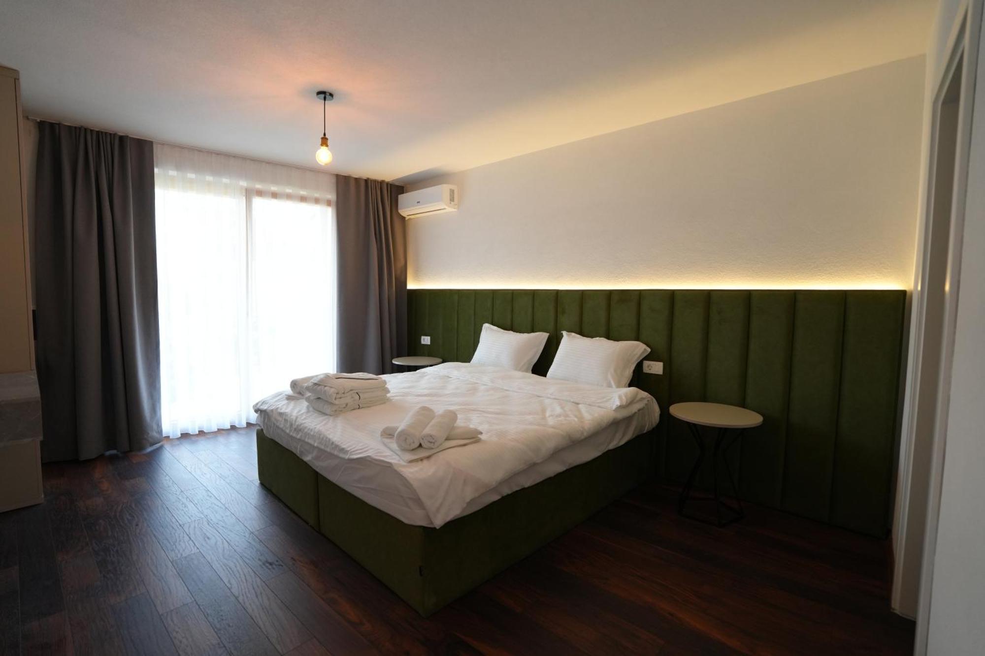 Biond Hotel พริเซรน ภายนอก รูปภาพ