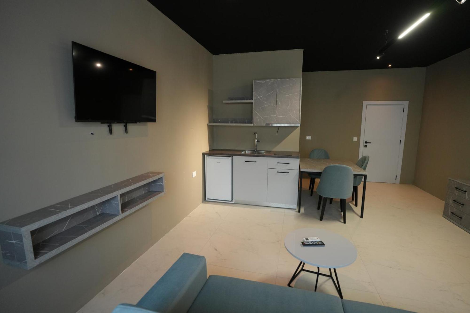 Biond Hotel พริเซรน ภายนอก รูปภาพ